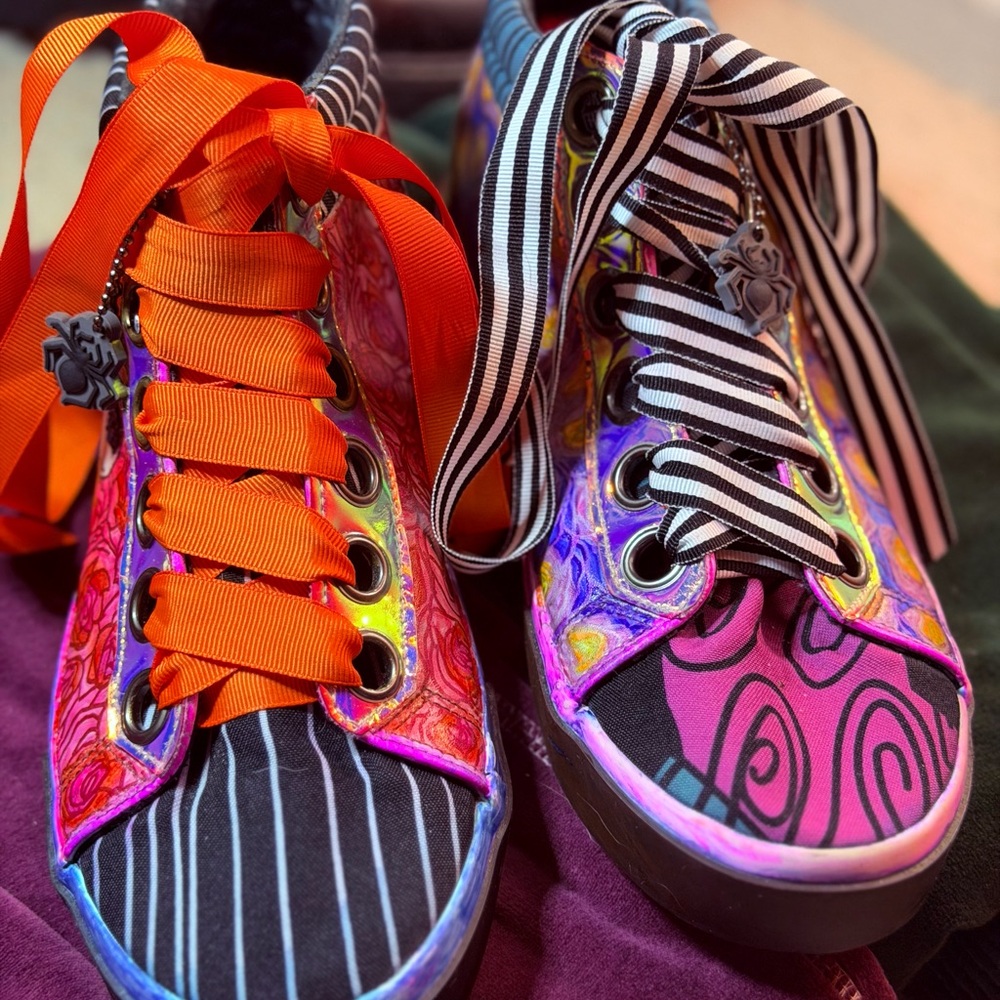 *NWOT* (custom) Disney Nightmare Before Christmas sneakers w/ ribbon laces.